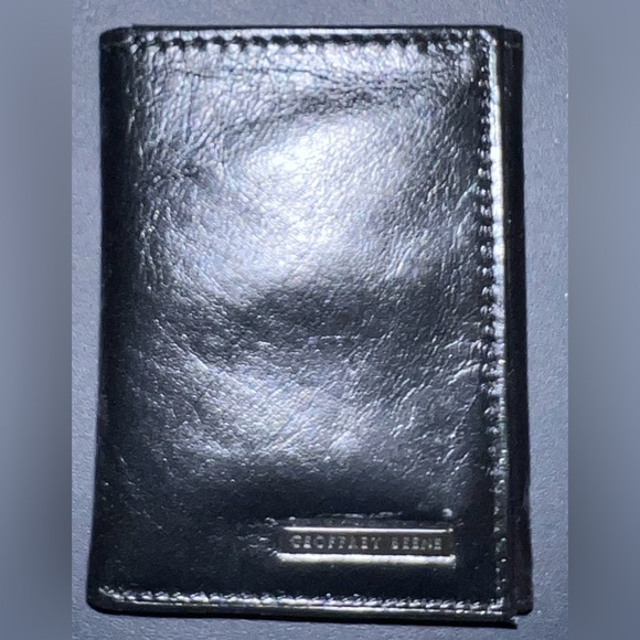Geoffrey Beene tri-fold leather wallet NWT & in box - Picture 4 of 8